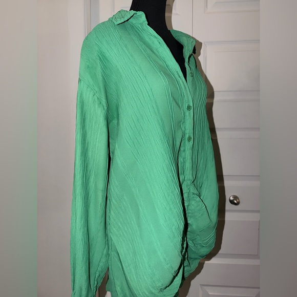 PrettyLittleThing Mint Ruched Button-Down Blouse - Picture 2 of 5